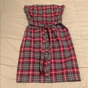 Adorable Strapless plaid dress!
